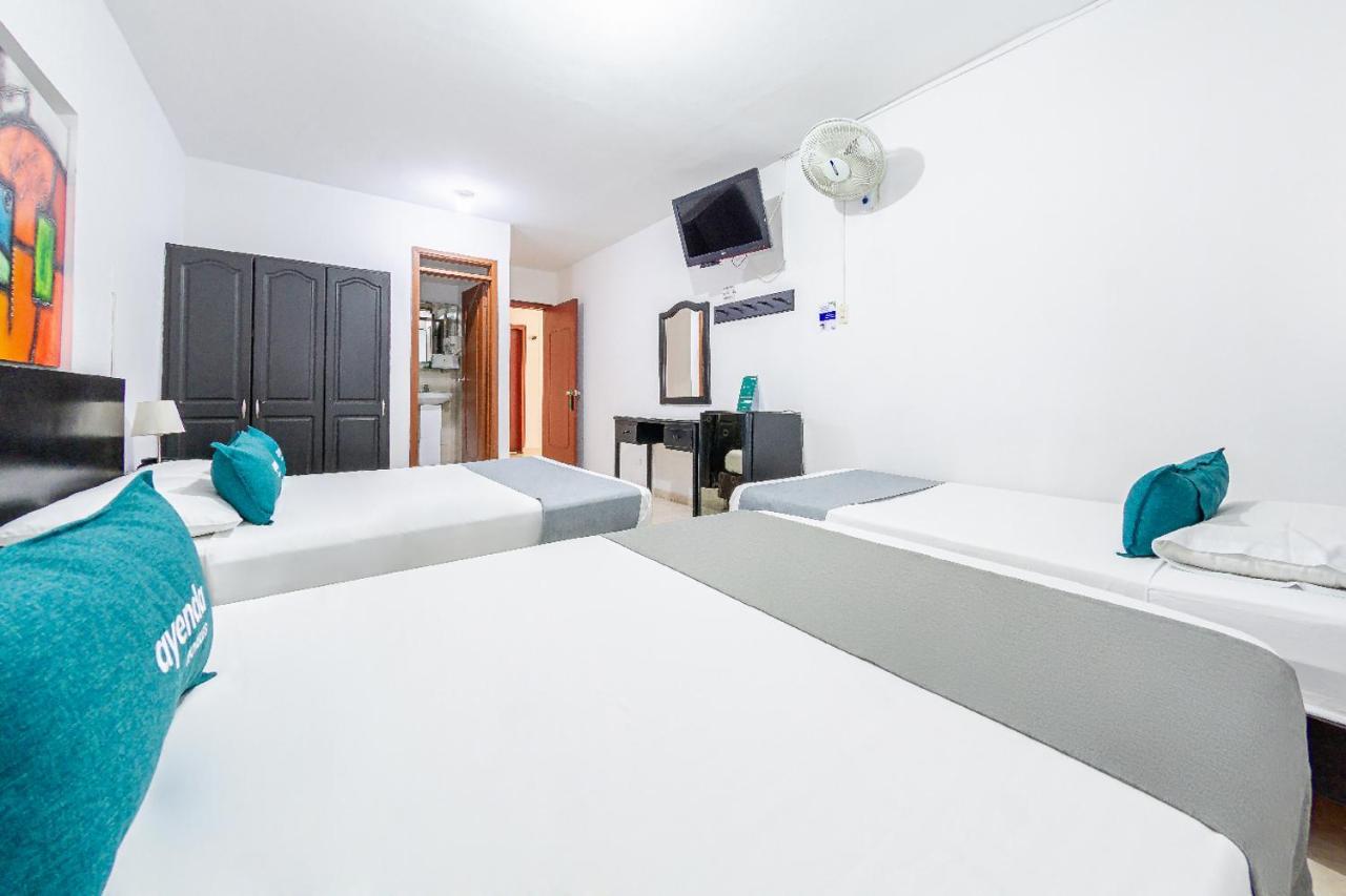 Imperio La 16 Hotel Pereira Bagian luar foto