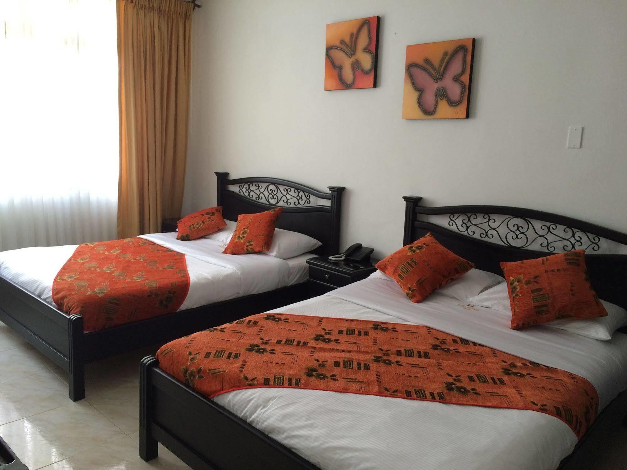 Imperio La 16 Hotel Pereira Bagian luar foto