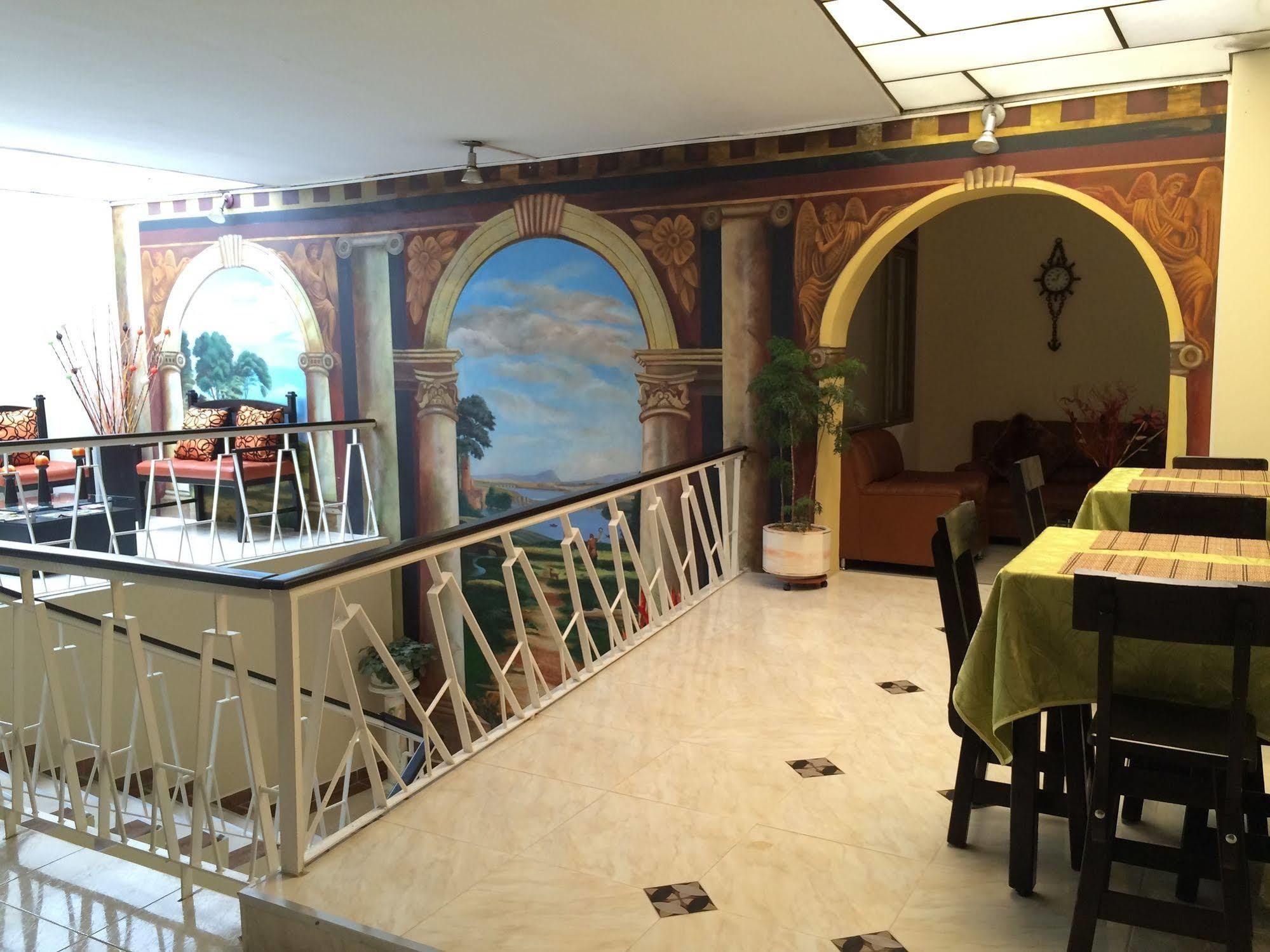 Imperio La 16 Hotel Pereira Bagian luar foto